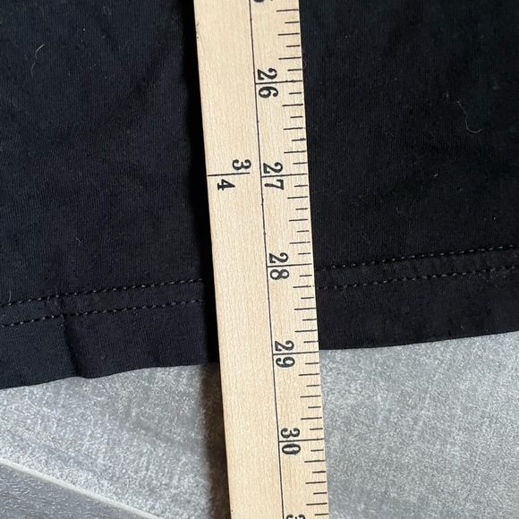 YMH Studios 2 Bears, 1 Cave 100% cotton black t-shirt with graphic - Picture 5 of 7